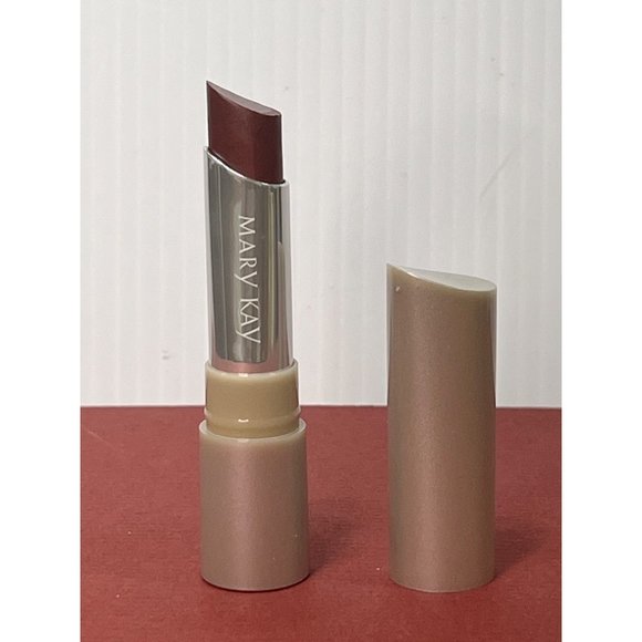 Mary Kay - Silky Lipstick - OH SO Currant Cassis - Picture 4 of 8